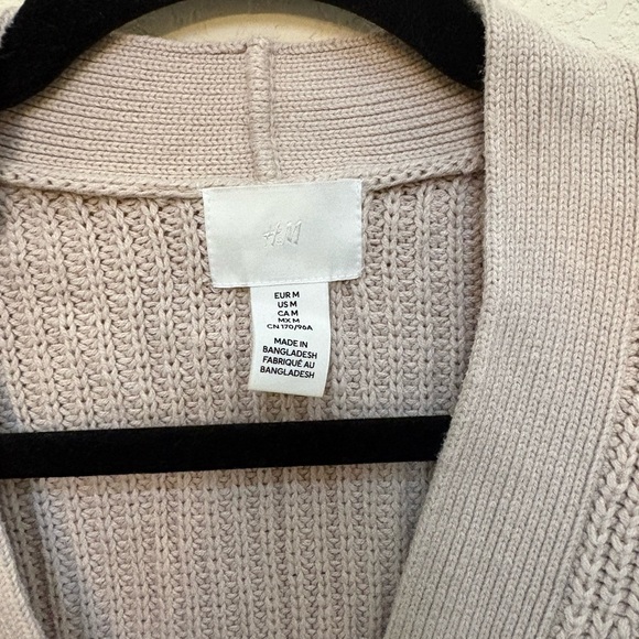 H&M Beige Button-Up Cardigan - Picture 2 of 3